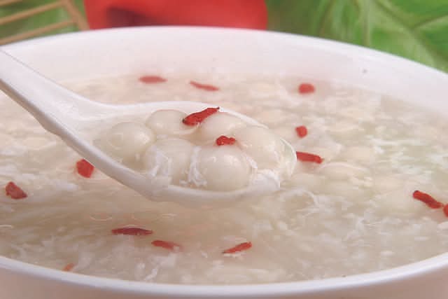 Mini Sticky Rice Ball in Rice Wine Soup 酒釀小圓子